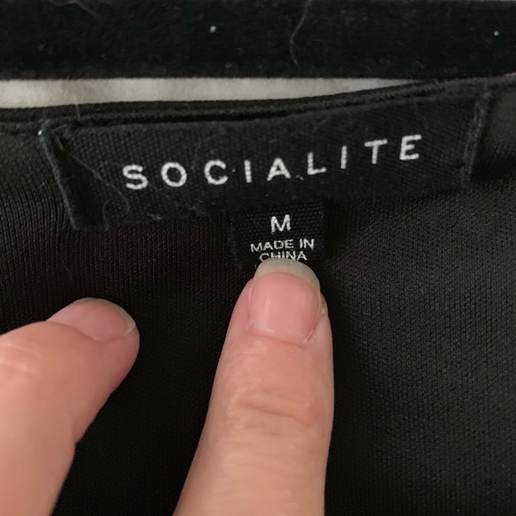 Floral dressy shorts romper - Picture 2 of 4